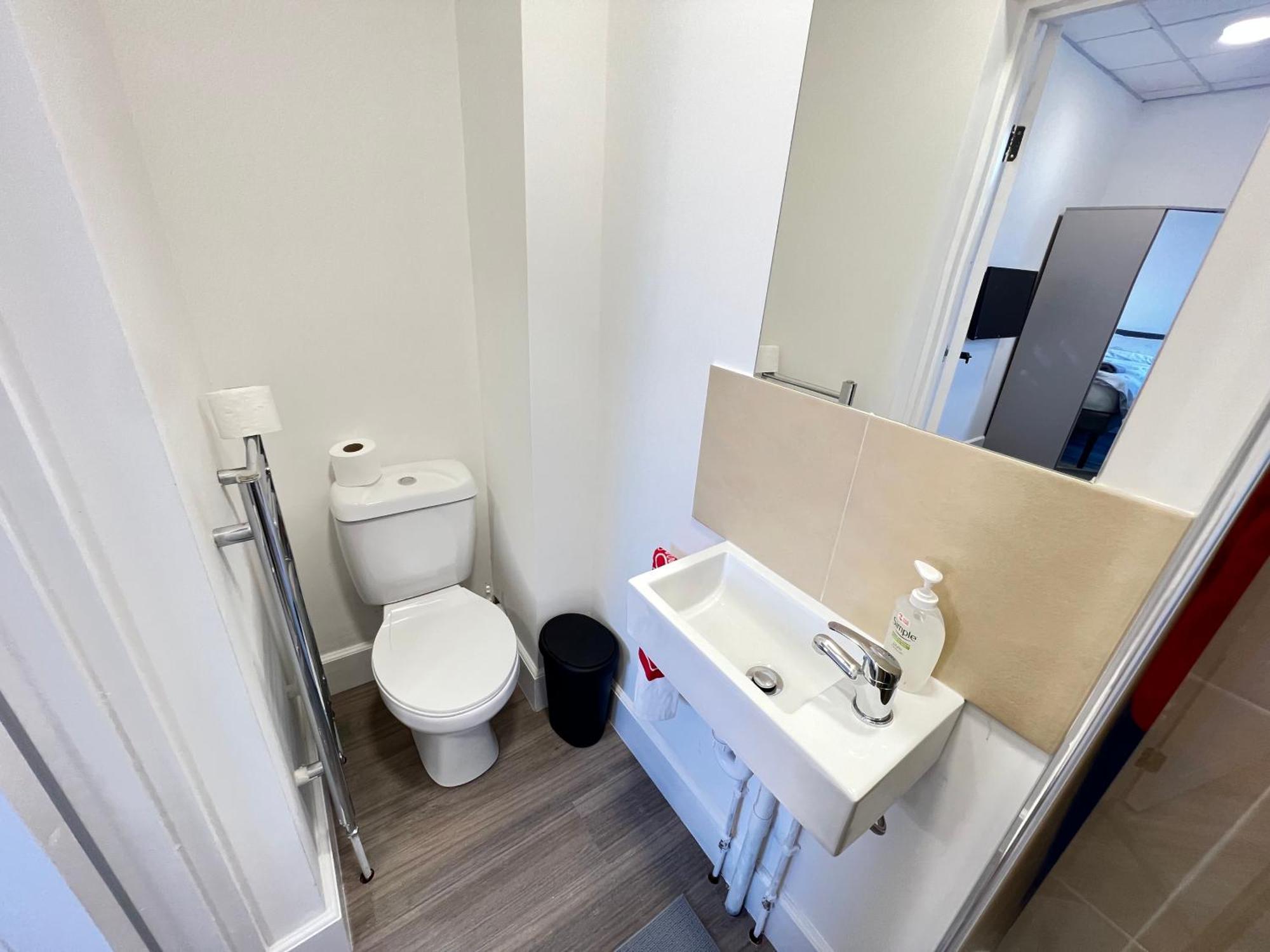 Lux En-Suite Coop Arena Mancity Stadium Piccadilly Manchester Exterior photo