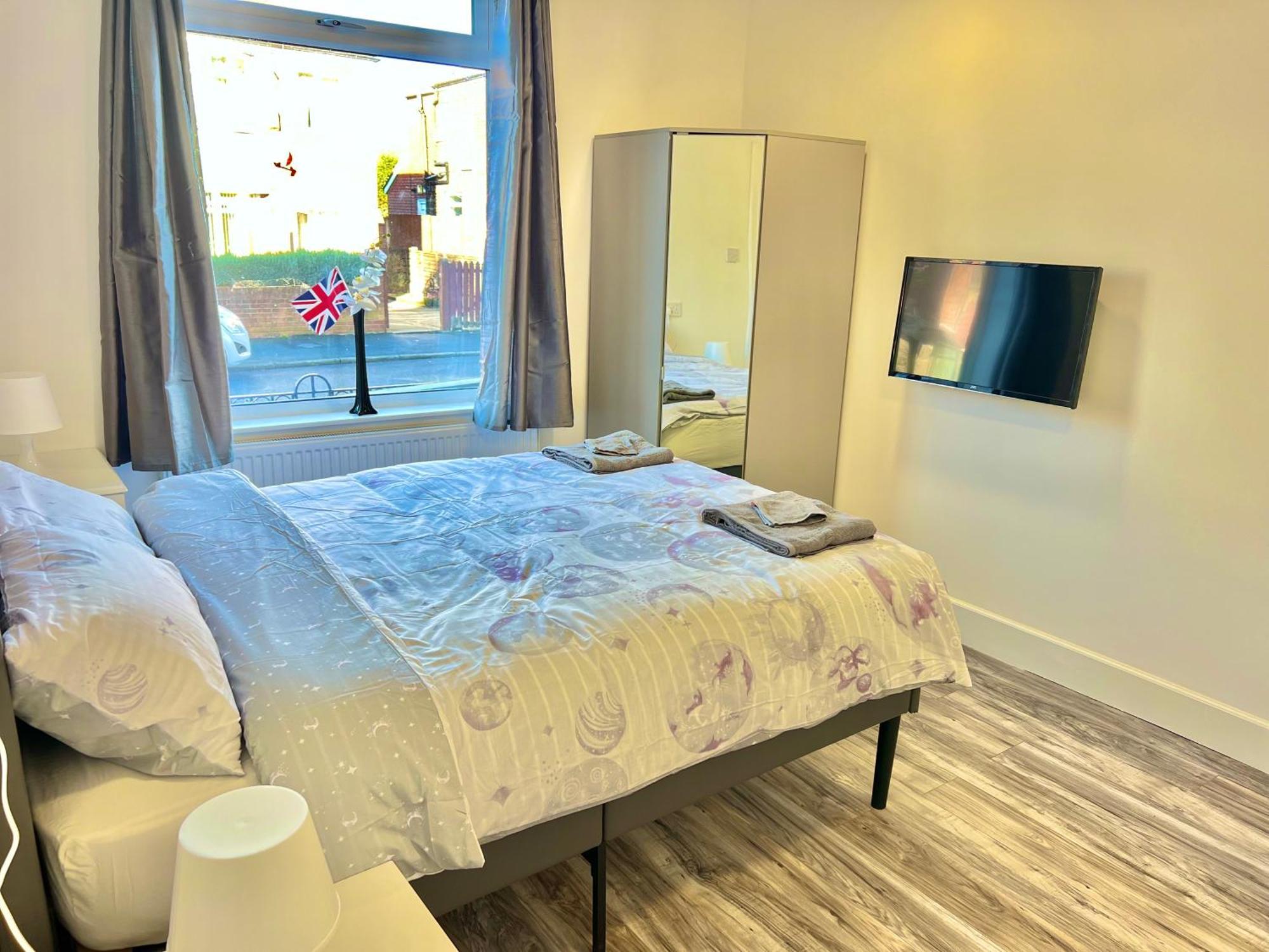 Lux En-Suite Coop Arena Mancity Stadium Piccadilly Manchester Exterior photo