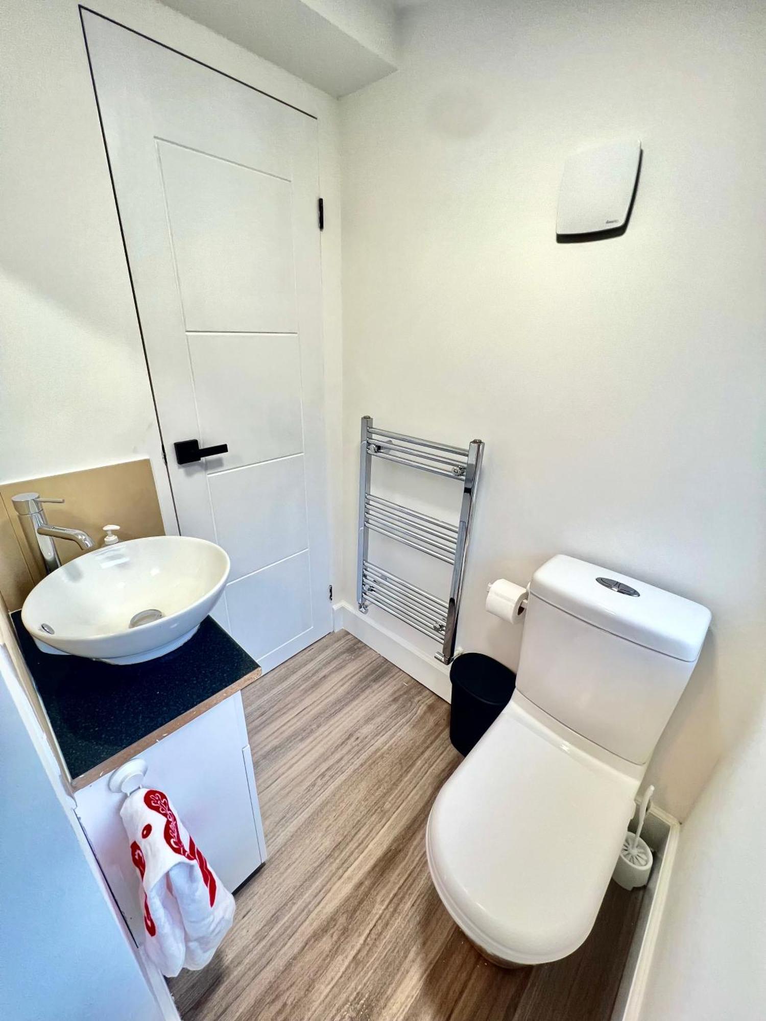 Lux En-Suite Coop Arena Mancity Stadium Piccadilly Manchester Exterior photo