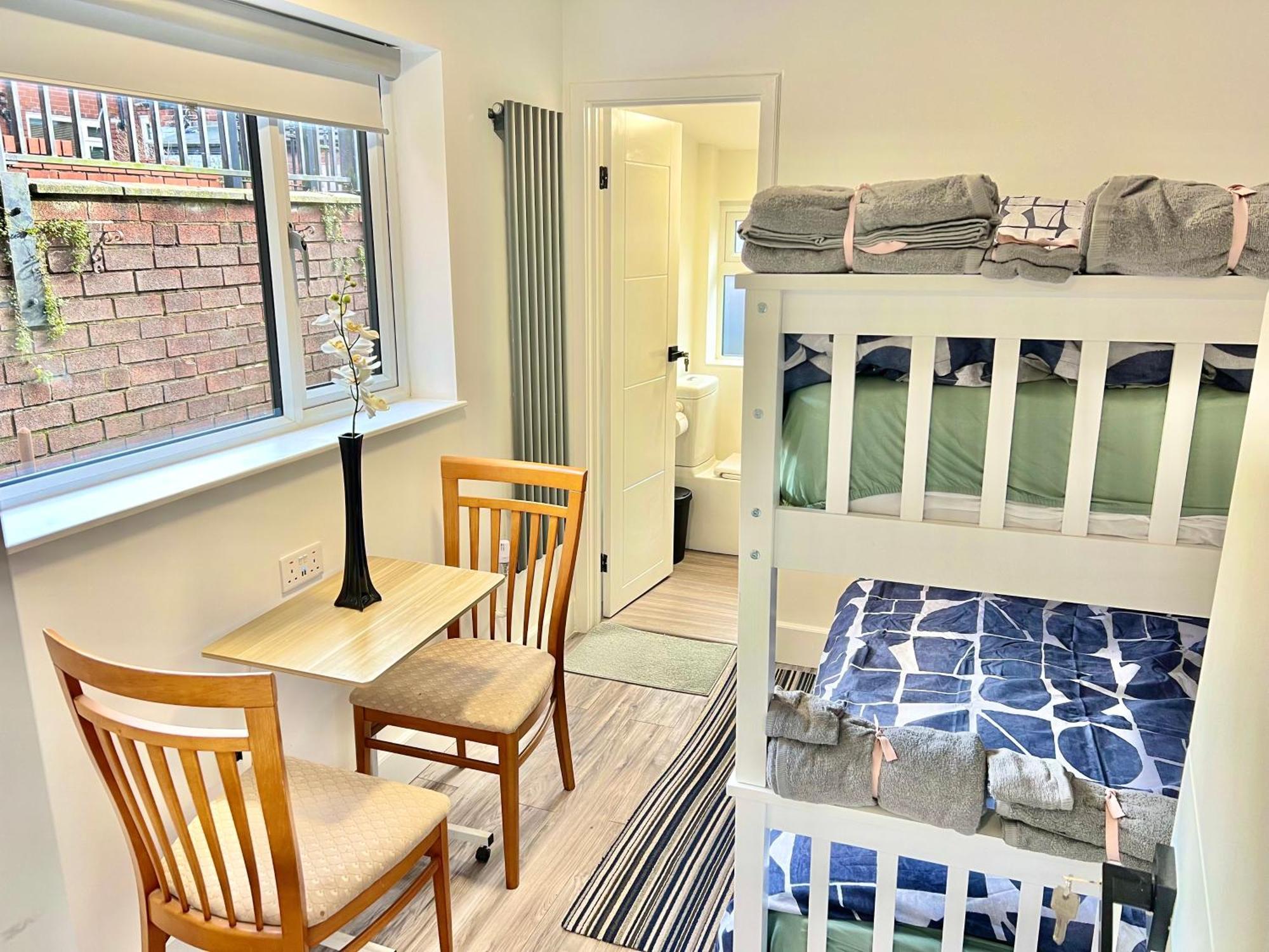 Lux En-Suite Coop Arena Mancity Stadium Piccadilly Manchester Exterior photo